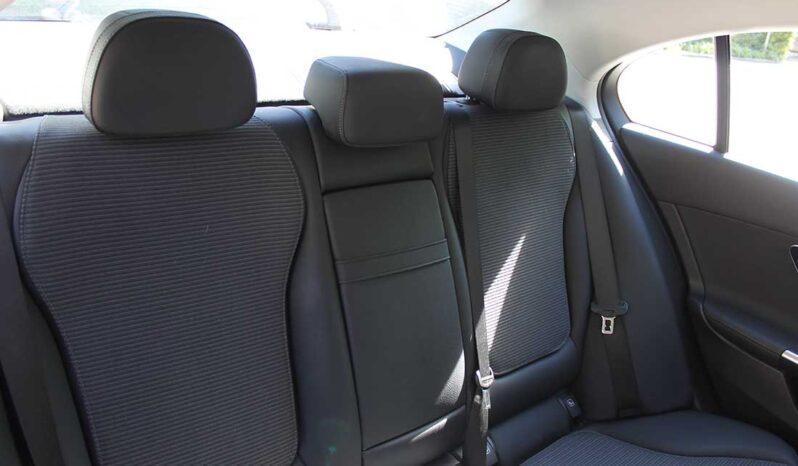 
								MERCEDES 220D clase C full									